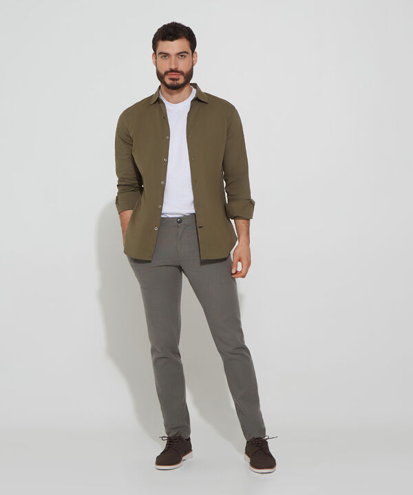 Pantalón Chino Preteñido