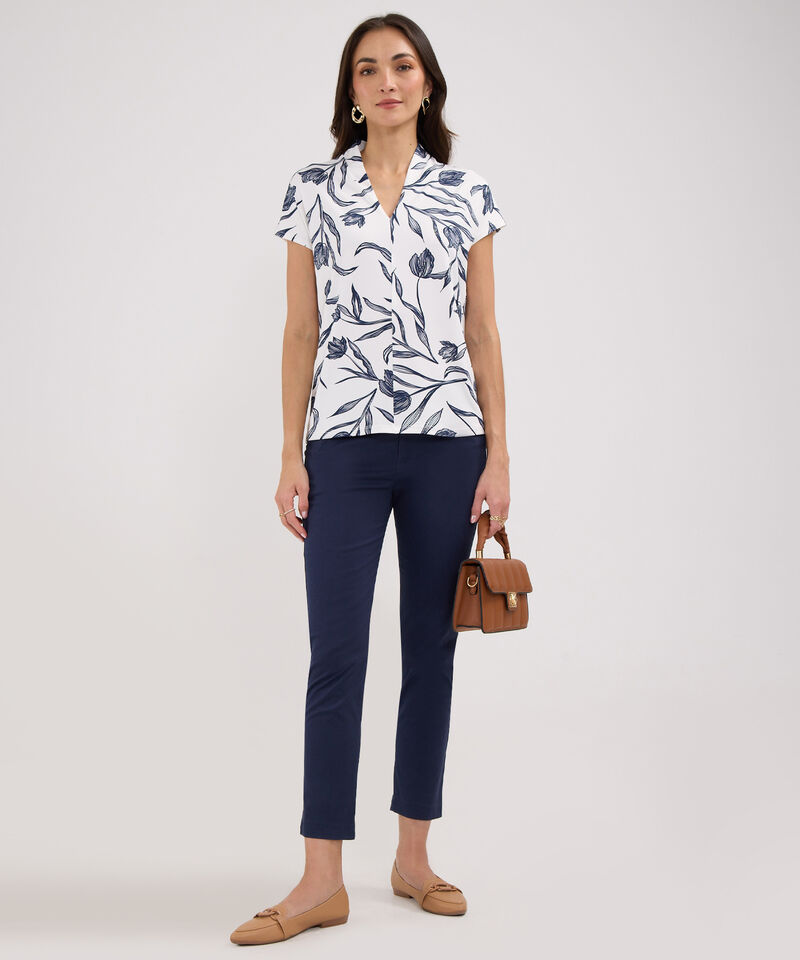 Pantalon Unicolor Chino Con Cinturon
