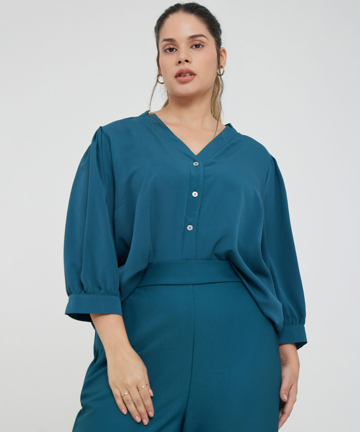 Blusa con Cuello Tipo Smoking