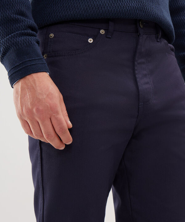 Pantalon Unicolor, 5 Bolsillos, Silueta Regular Fit image number null