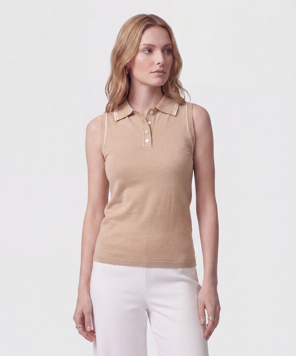 Polo Texturizada Cuello En Contraste Mujer