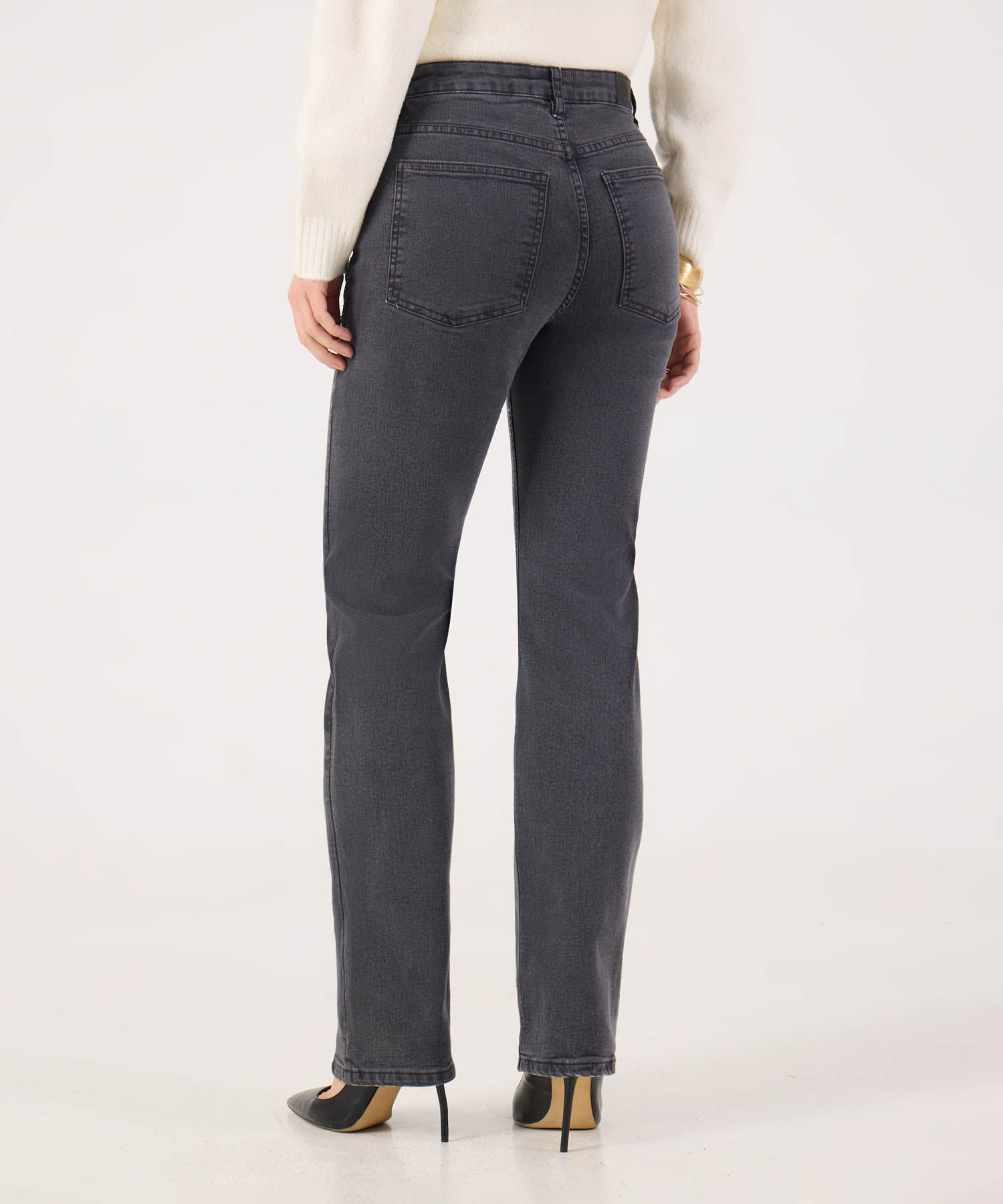 Jean Straight Con Detalle 