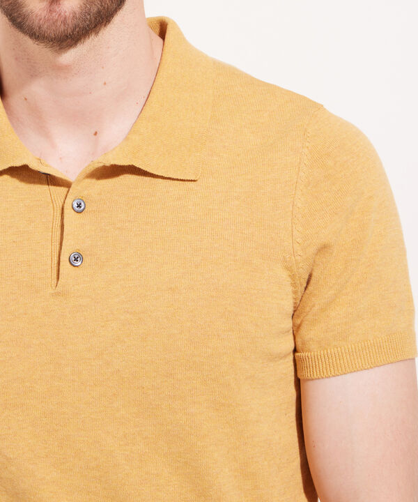 Polo Unicolor Cuello Y Puños En Rib image number null