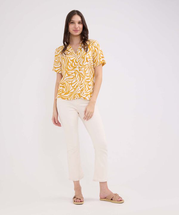 Camisa Estampada, Manga Corta, Cuello Camisero