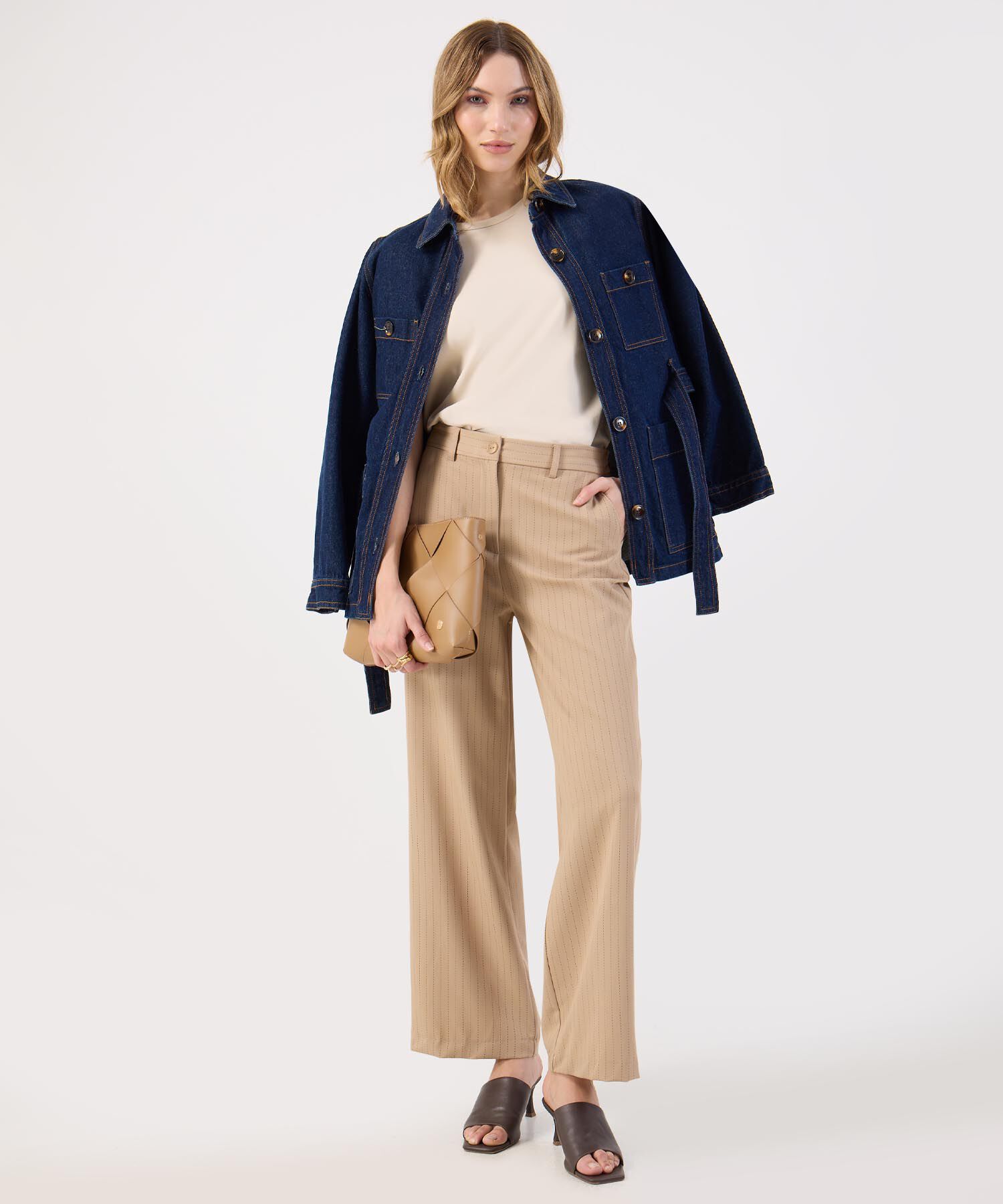 Pantalón Beige Pierna Ancha