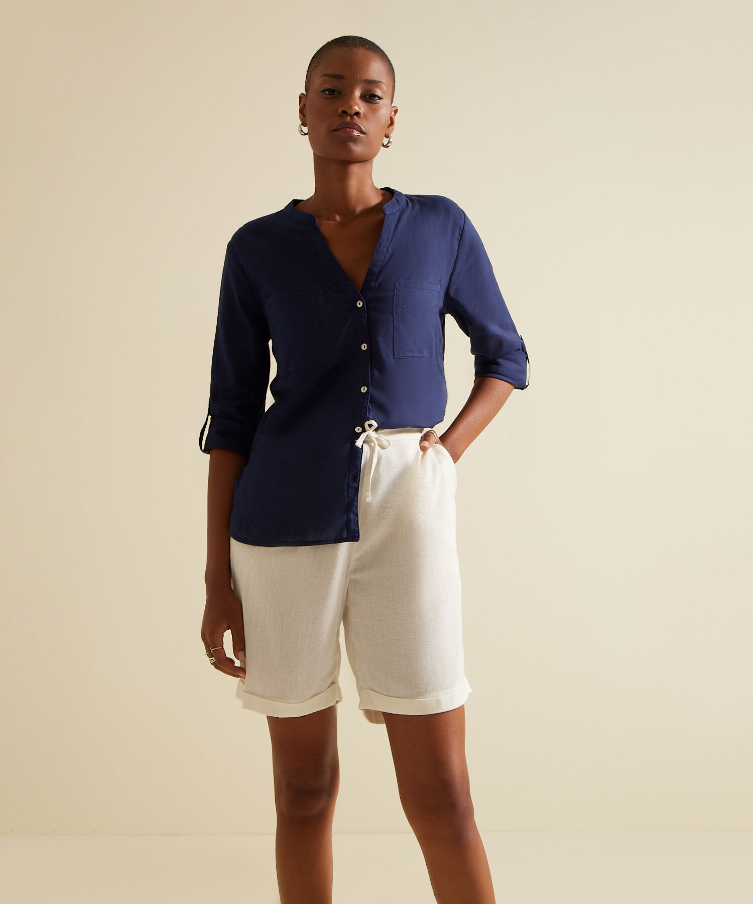 Bermudas Para Mujer Silueta Slim Tono Medio Compra Online Patprimo