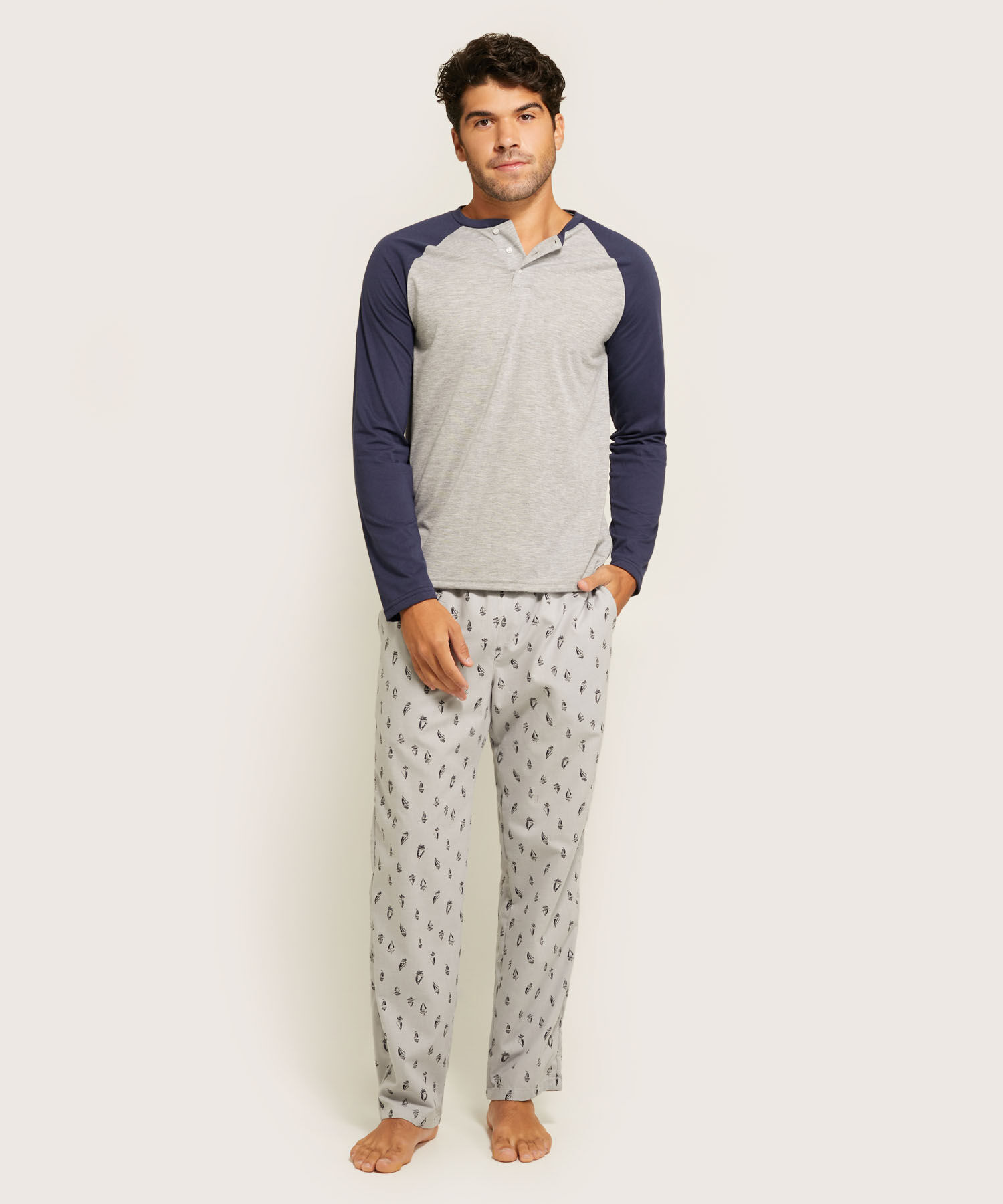 Pantalón Pijama  En Tejido Plano Estampado Náutico. Bolsillos Laterales