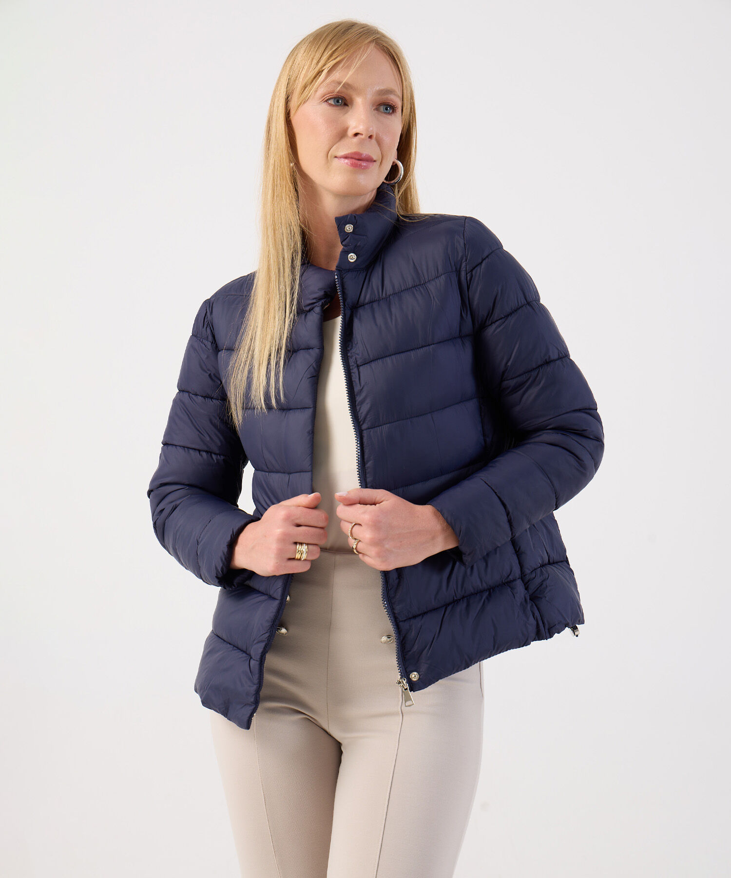 Chaqueta Acolchada de Cuello Alto