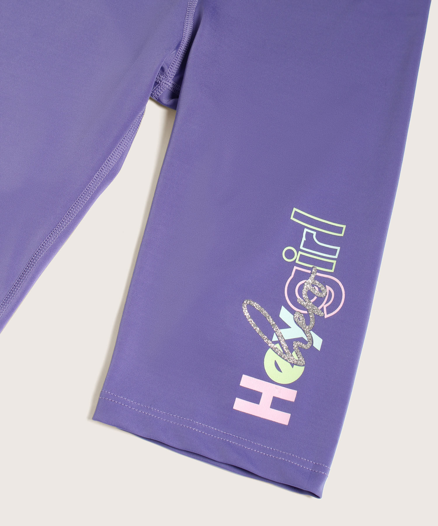Leggings Corto Con Cortes