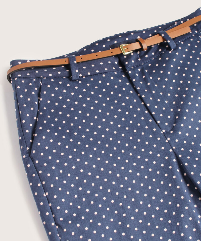 Pantalón Básico Bolsillos Diagonal