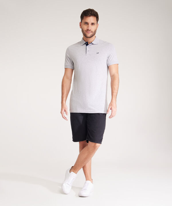 Polo Estampada Cuello Y Puños Tejidos Unicolor Sin Bolsillo Con Silueta Slim Fit image number null