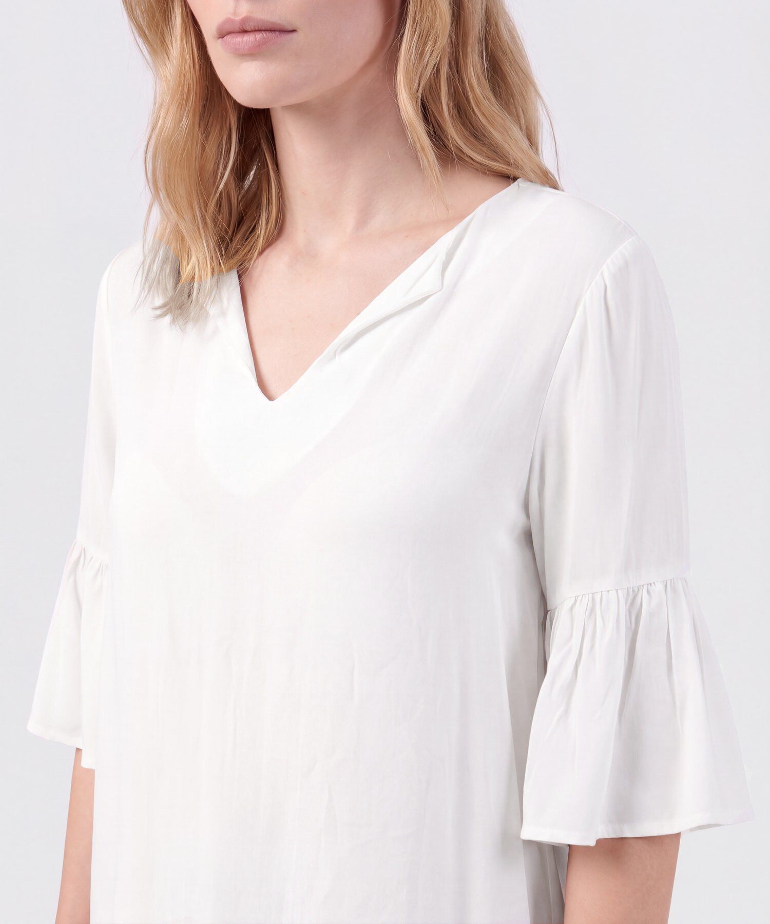 Blusa Cuello En V Con Manga Volante Mujer