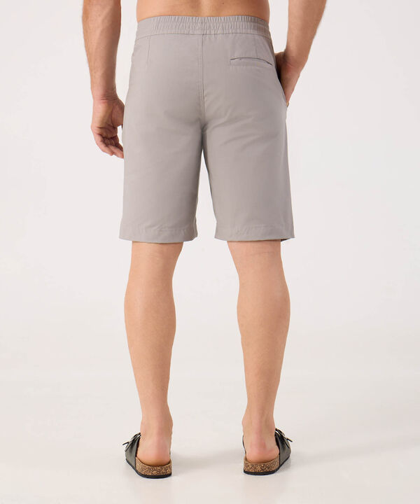 Bermuda Unicolor Con Pretina Resortada 