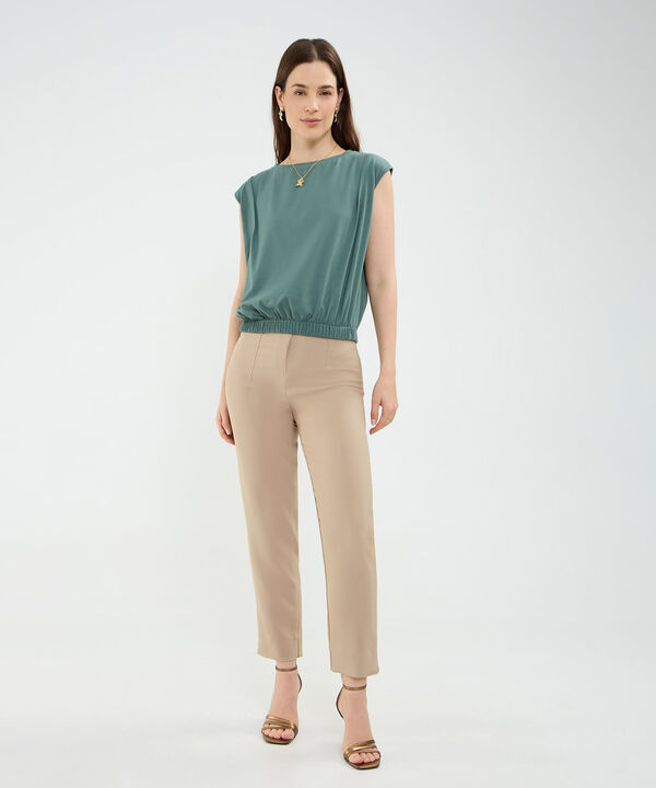 Camiseta Englobada image number null