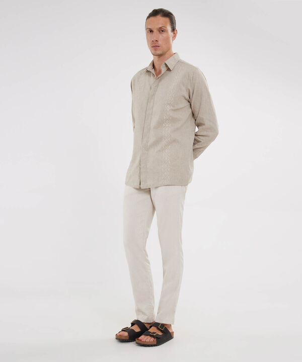 Pantalon Chino Lino Unicolor image number null