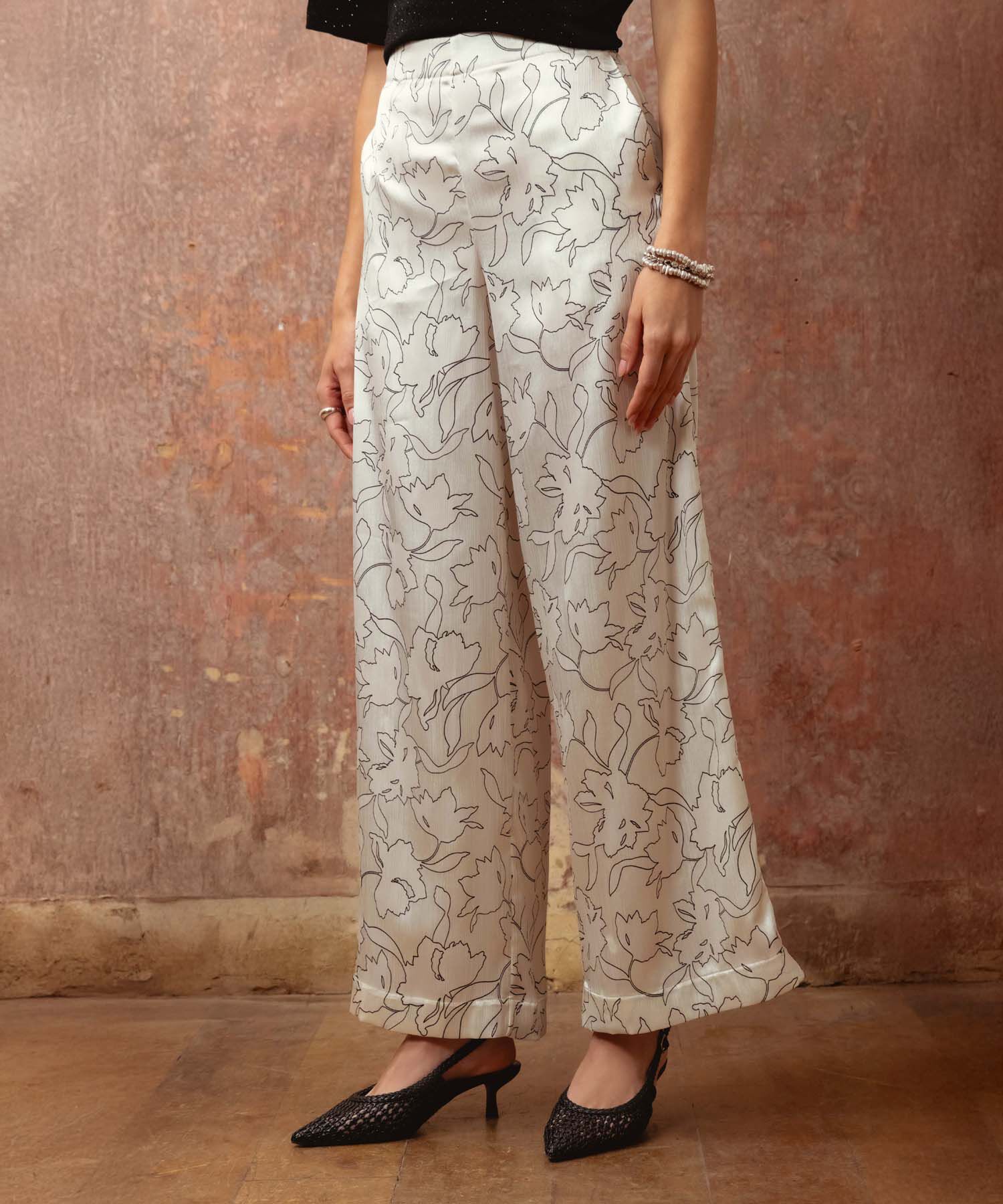 Pantalón Mujer Ancho Estampado Acabado Satín