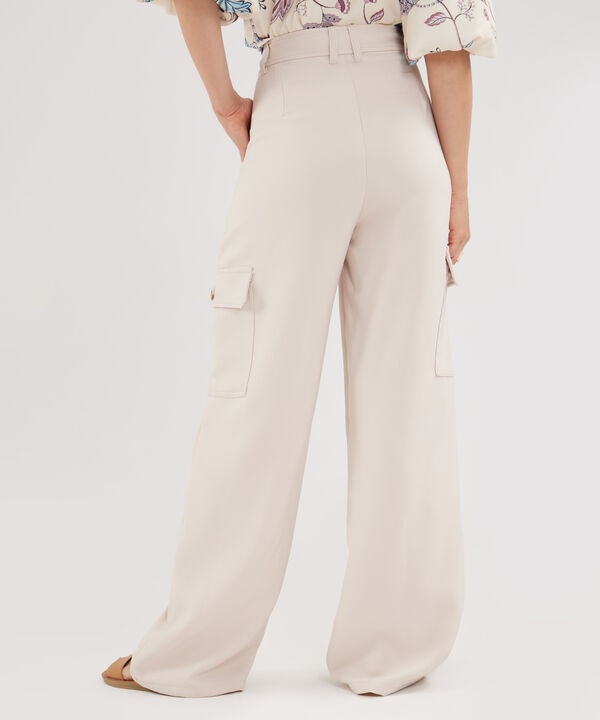 Pantalón Tipo Cargo Unicolor