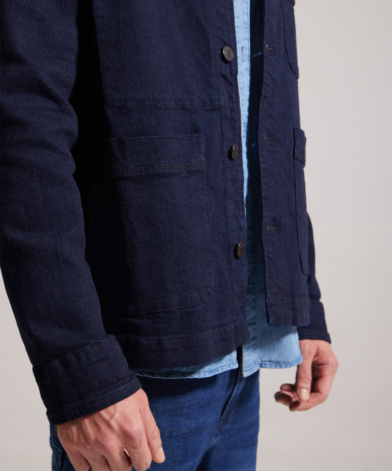 Chaqueta Con Bolsillo Interno Tono Raw