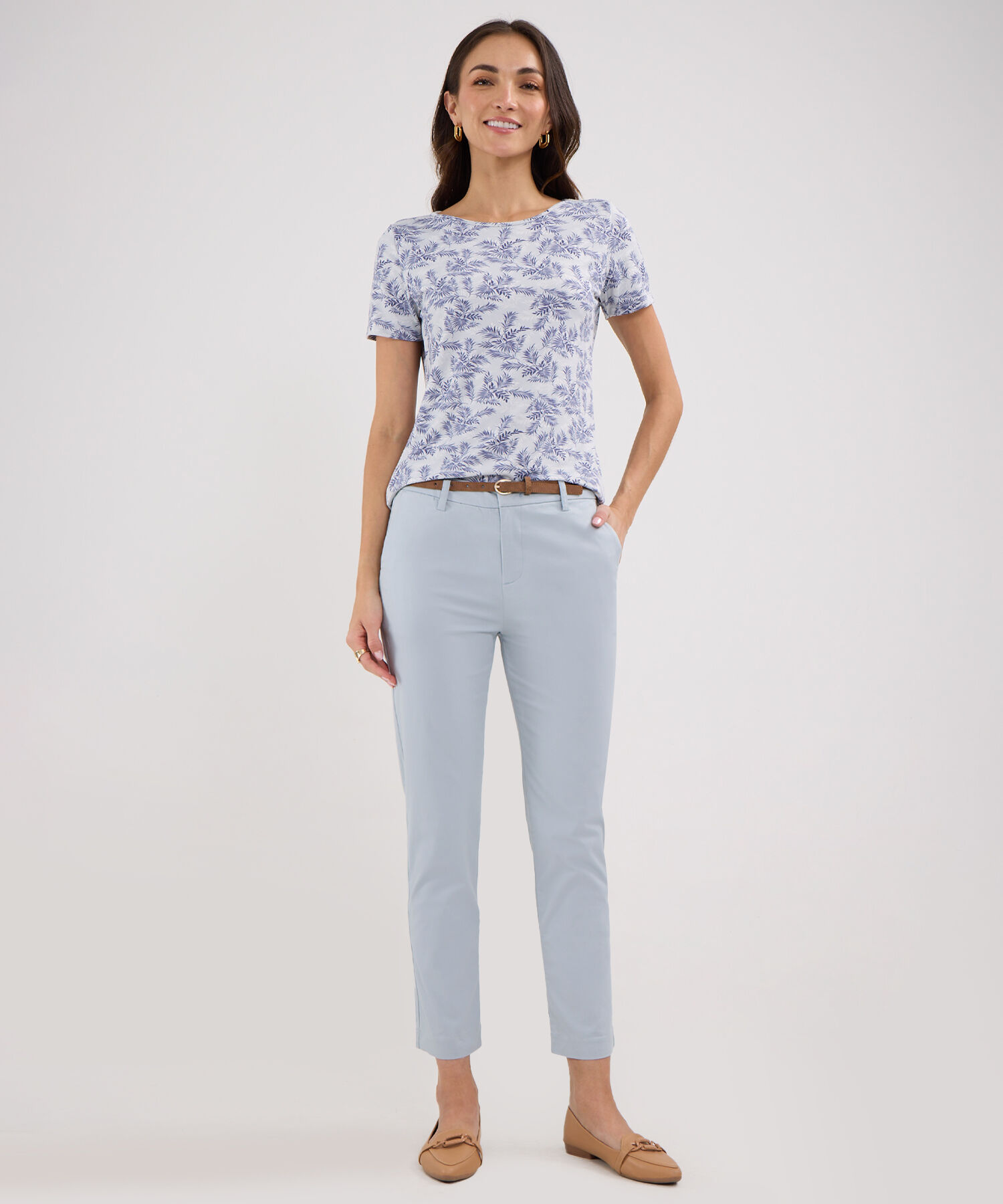 Pantalon Unicolor Chino Con Cinturon