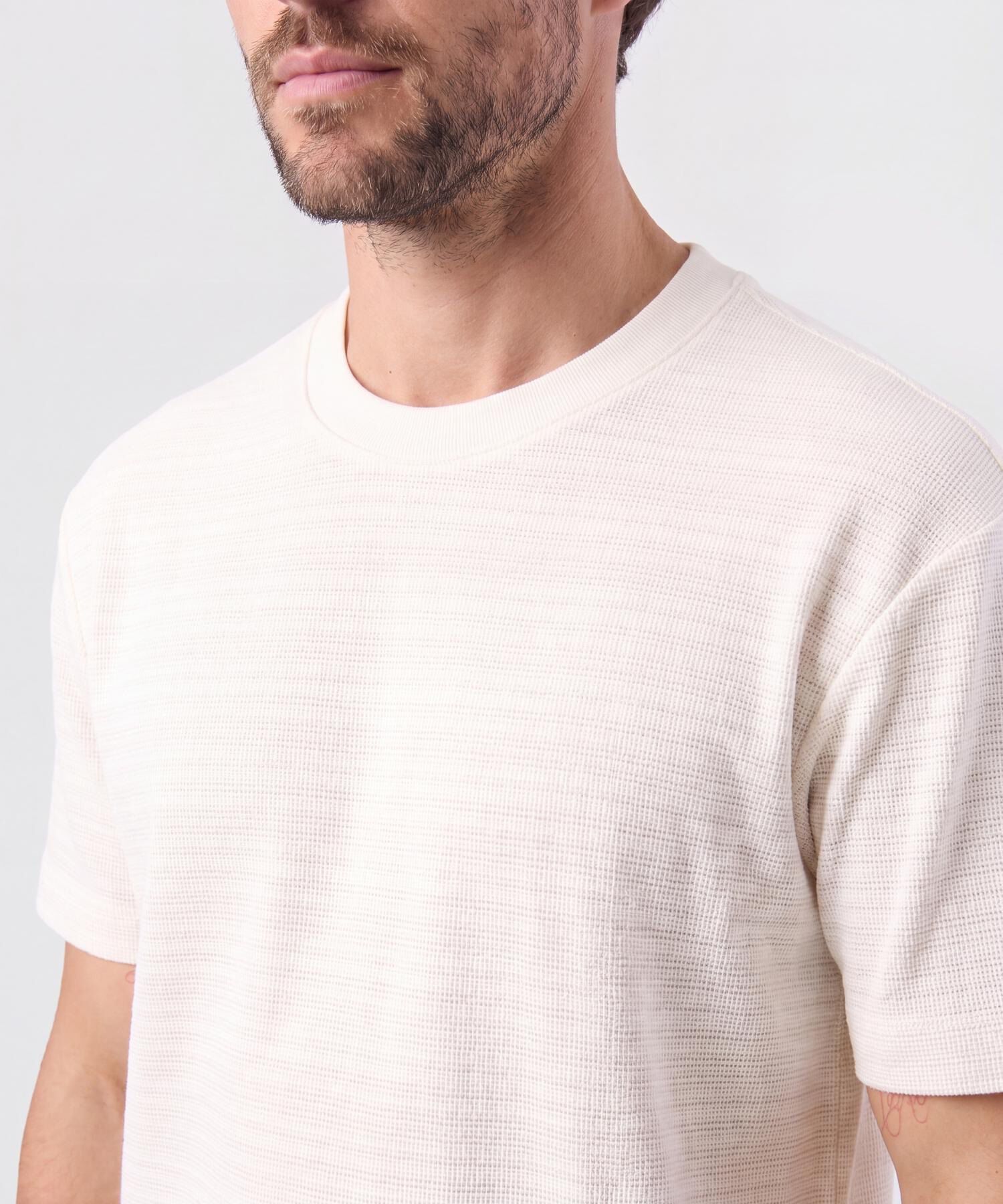 Camiseta Texturizada Cuello Redondo Hombre