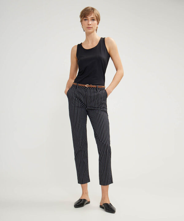 Pantalón Chino Estampado image number null