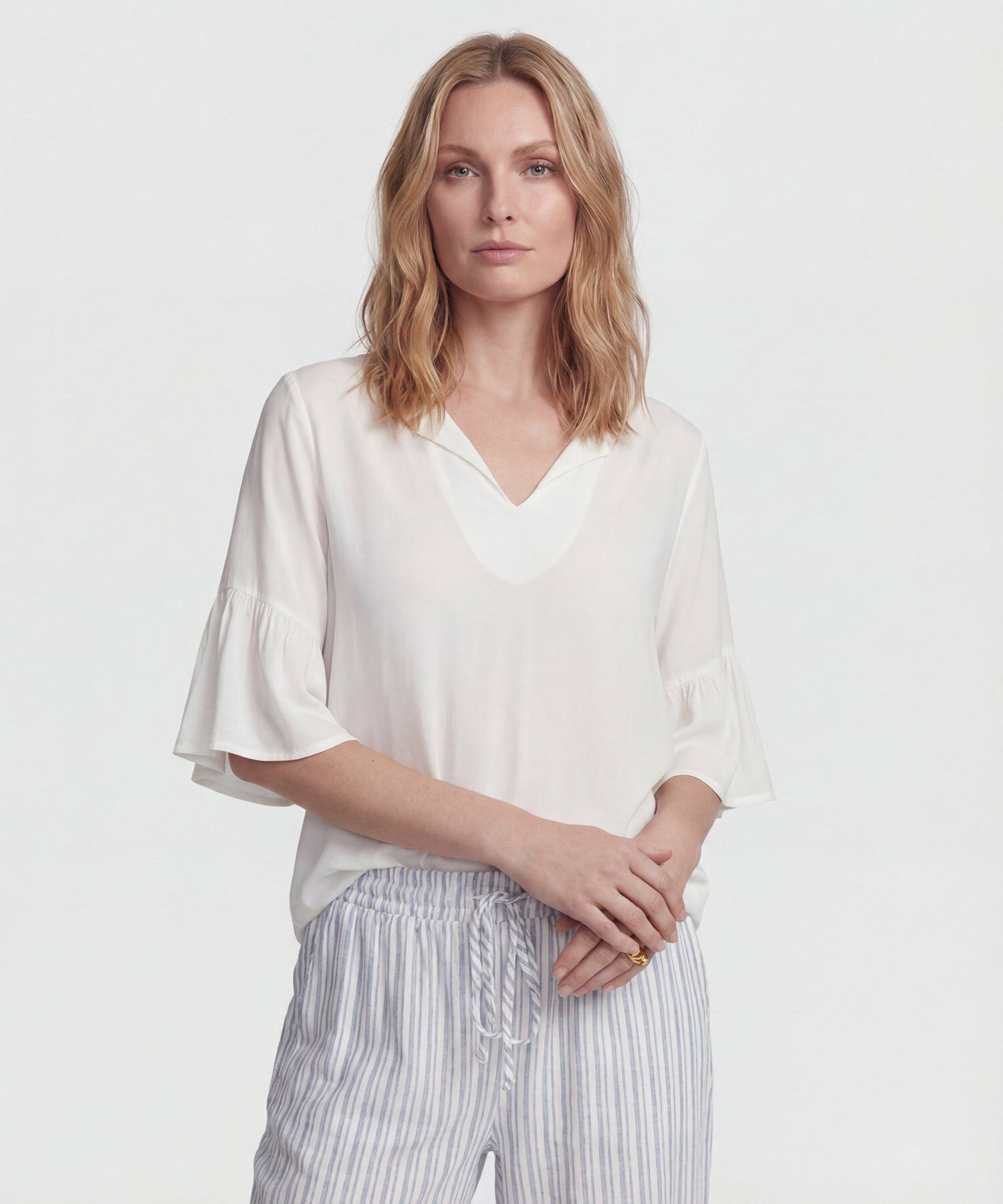 Blusa Cuello En V Con Manga Volante Mujer