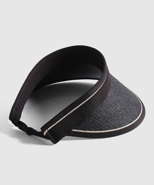 Visera Tejida en Contraste