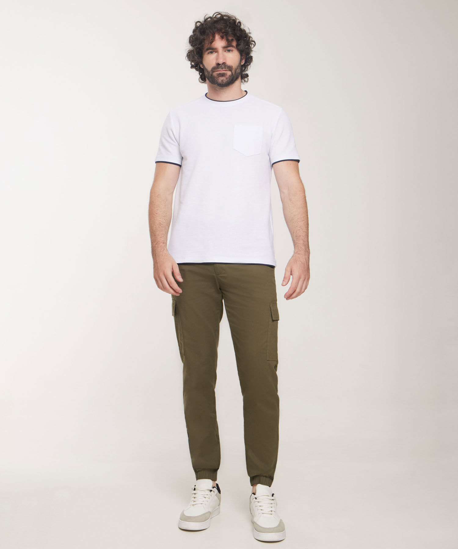 Pantalón Jogger Tipo Cargo Unicolor, Safari Soft Línea Moda