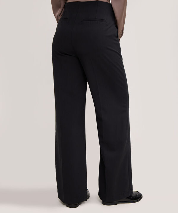 Pantalón Bota Recta Unicolor