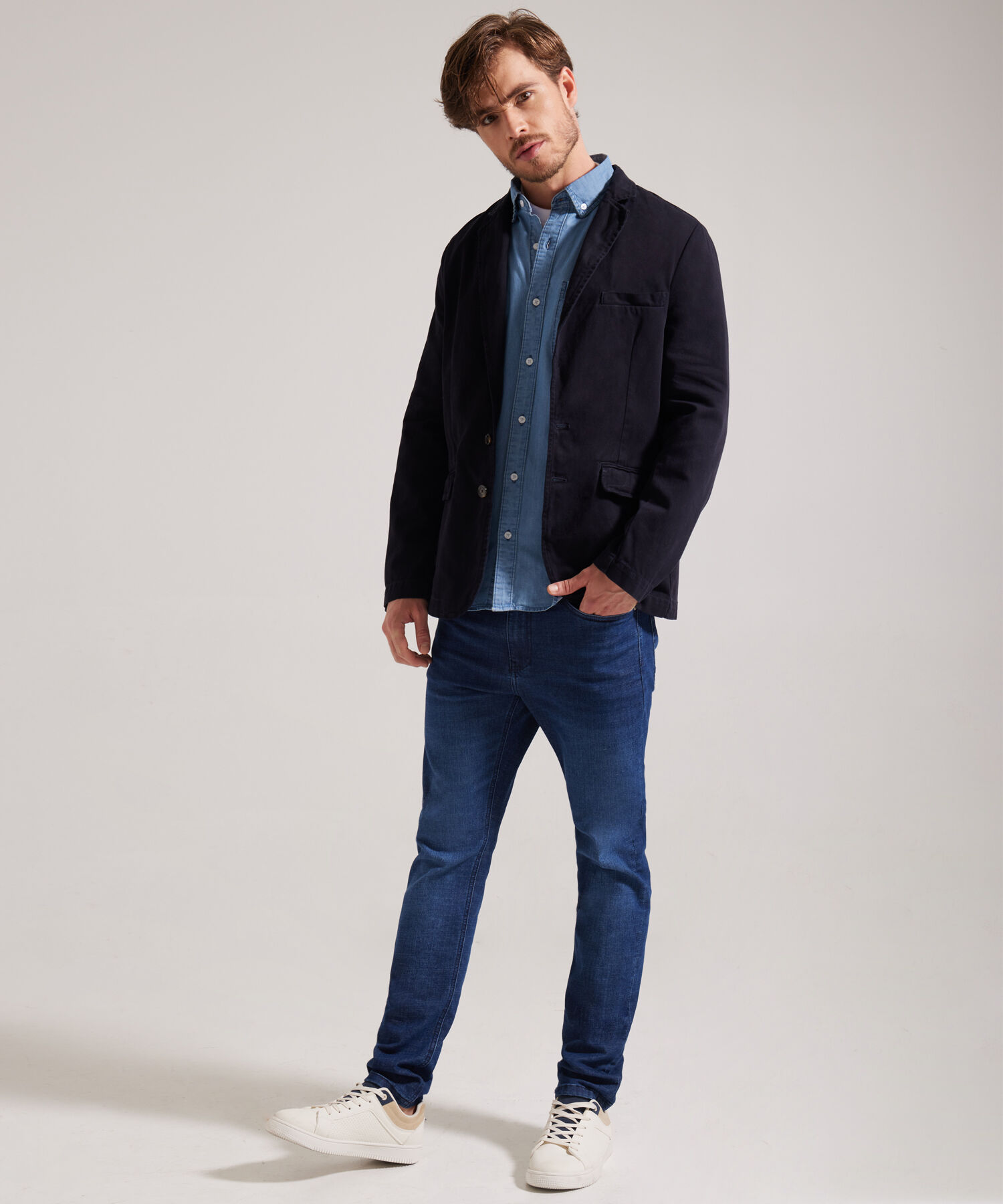Blazer Tono Azul Oscuro Falcao