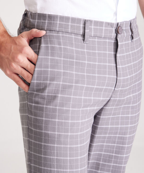 Pantalón Preteñido Chino Con Bolsillos Laterales Pretina Trasera Encauchada, Slim Fit