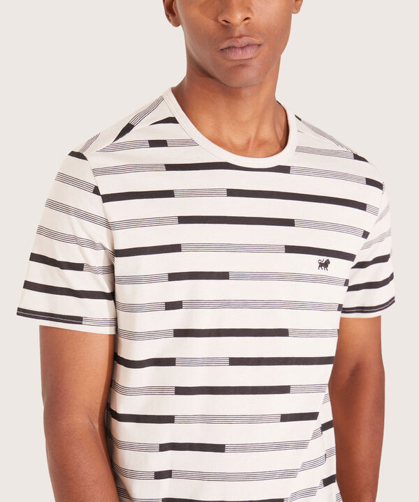 Camiseta Estampada Manga Corta Con Cuello Redondo En Rib