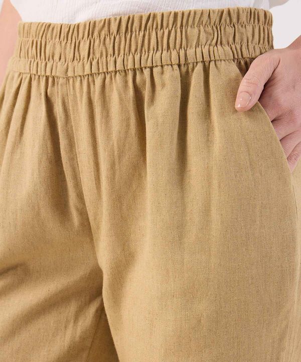 Pantalón en Efecto Lino image number null