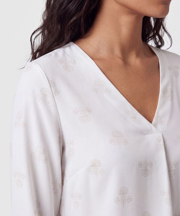 Blusa Escote V Con Pliegue Para Mujer