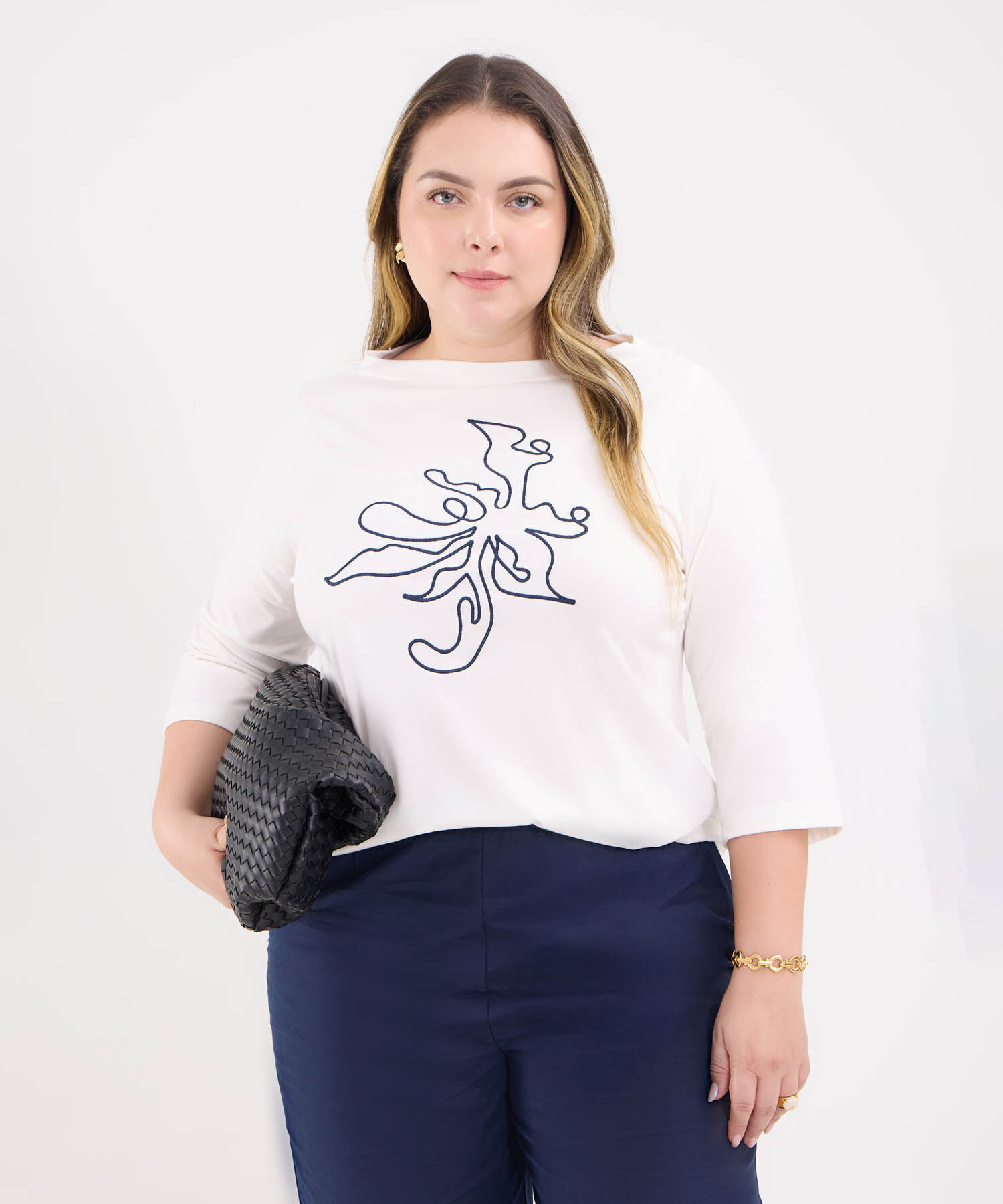 Camiseta Manga ¾ con Bordado
