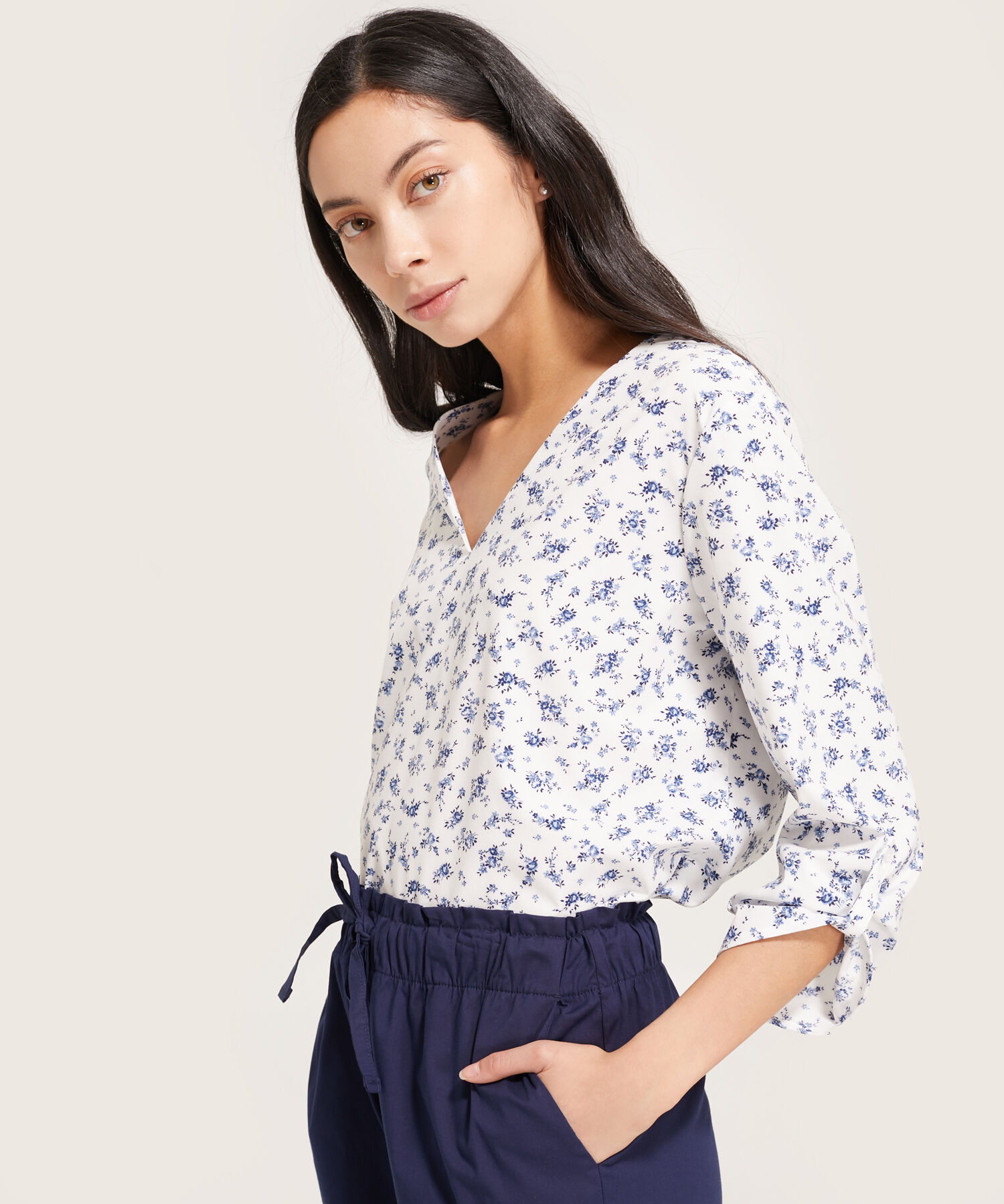 Blusa Estampada con Escote en V
