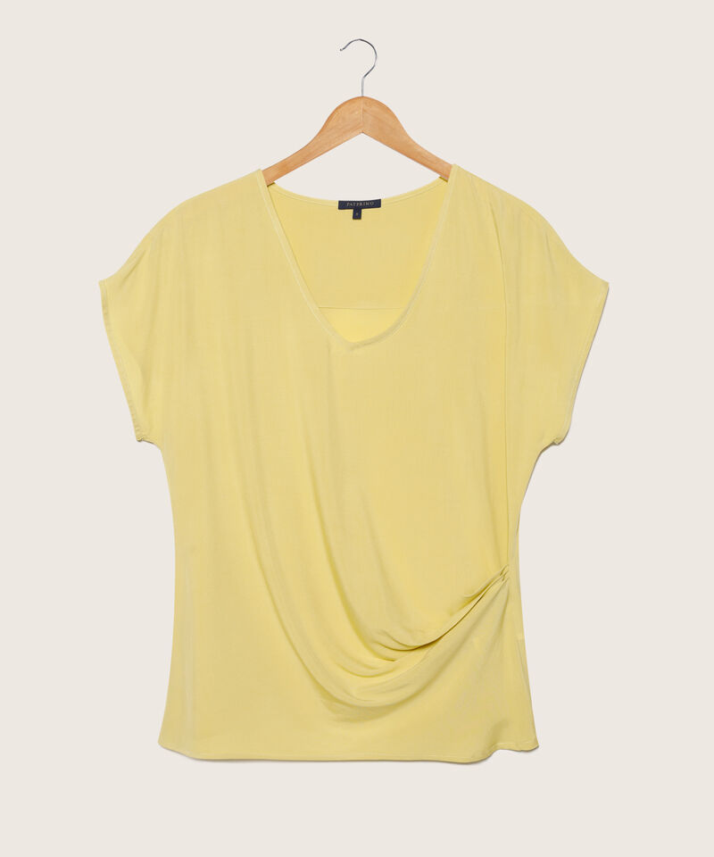 Blusa Cuello En V Con Drapeado En Costado Inferior