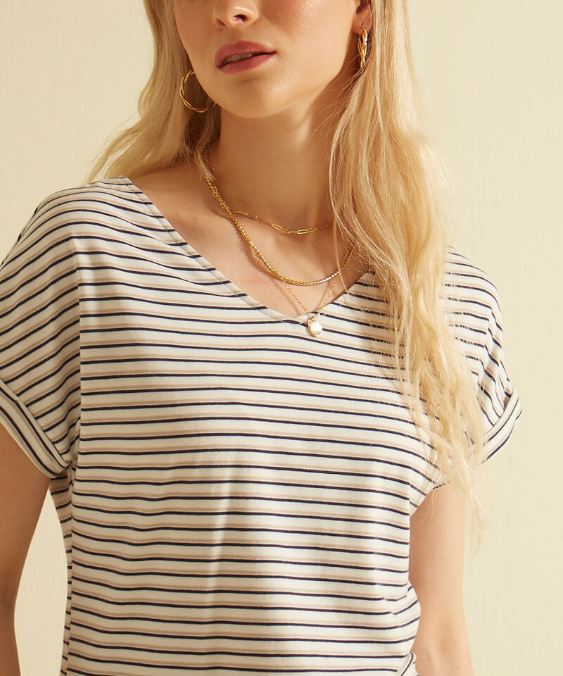 Camiseta Manga Corta Con Guardapolvo Cuello V Preteñida