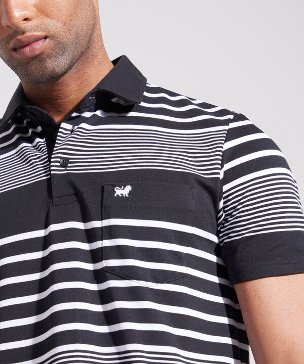 Polo Preteñida Cuello Duro Con Bolsillo, Pechera Y Banda En Contraste Unicolor, Silueta Regular Fit image number null