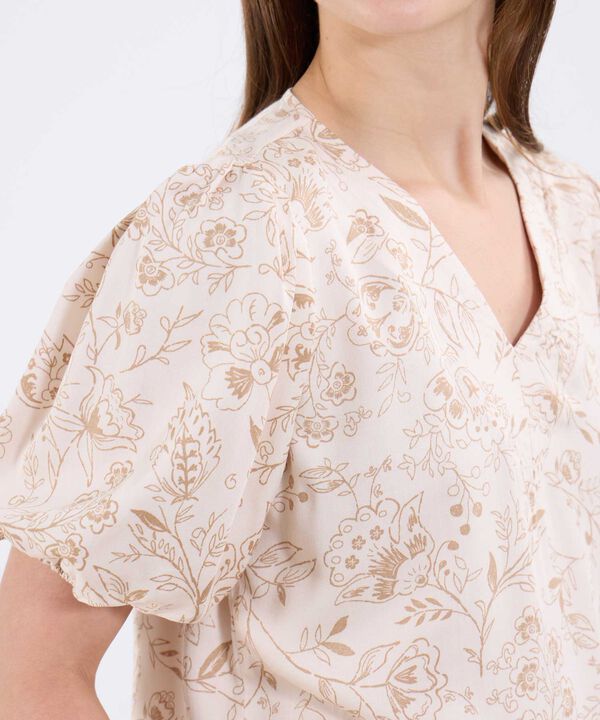 Blusa Estampada Cuello V image number null