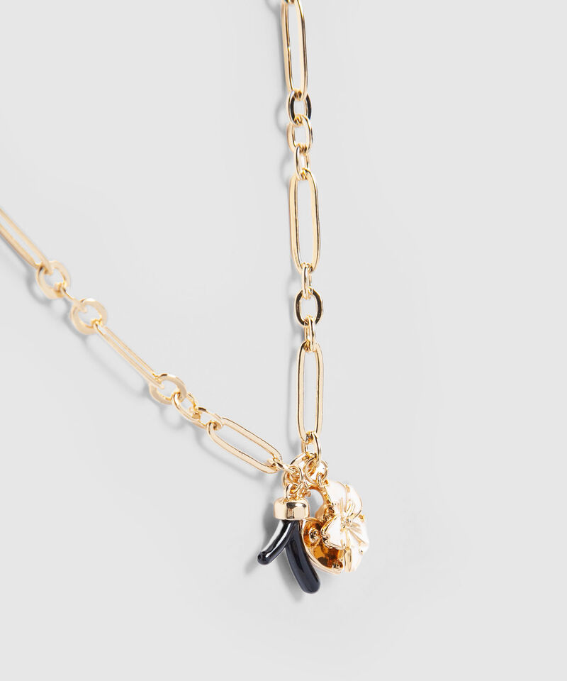Collar Dorado con Dijes