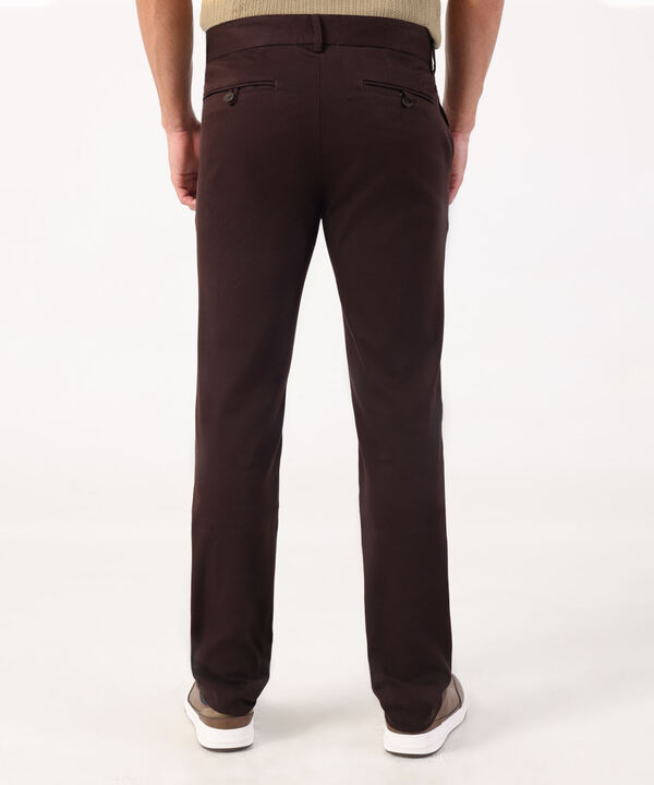 Pantal&oacute;n Unicolor Slim Fit Con Textura