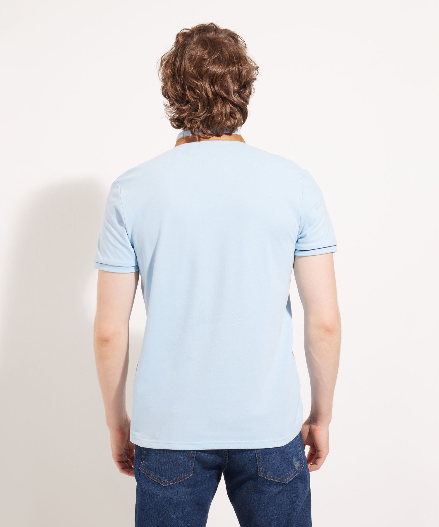 Polo Unicolor Doble Cuello Manga Corta Slim Fit