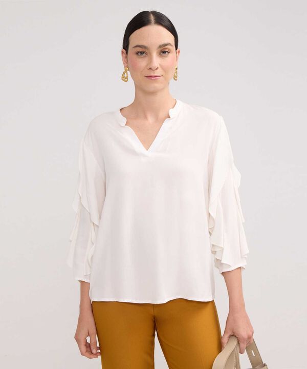 Blusa Unicolor Cuello Tipo Neru, Manga 3/4 Con Boleros image number null