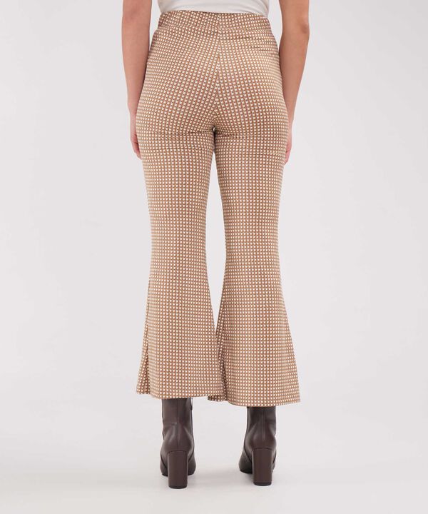 Legging Estampado, Bota Acampanada