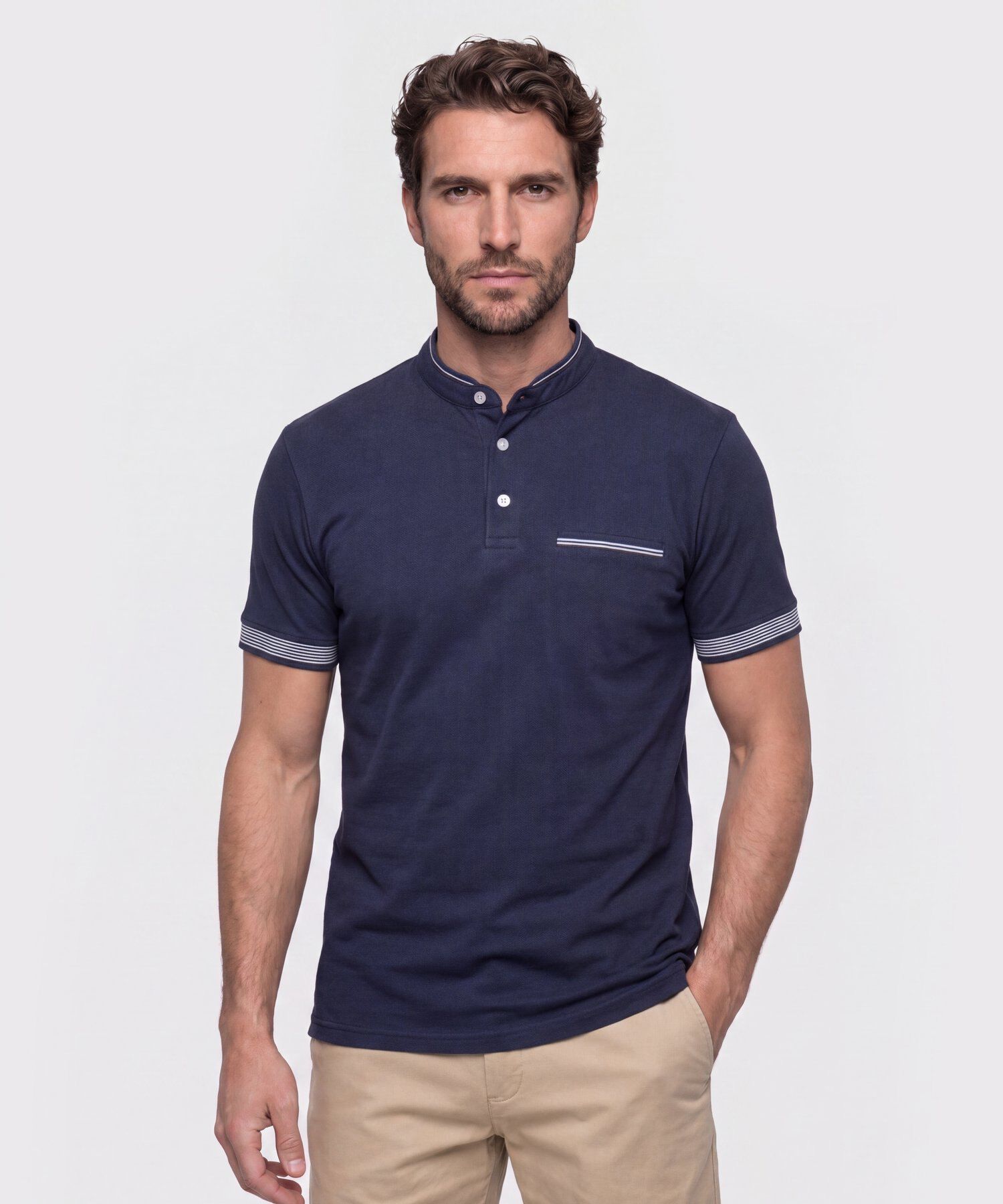 Polo Con Dise&ntilde;o En Contraste 