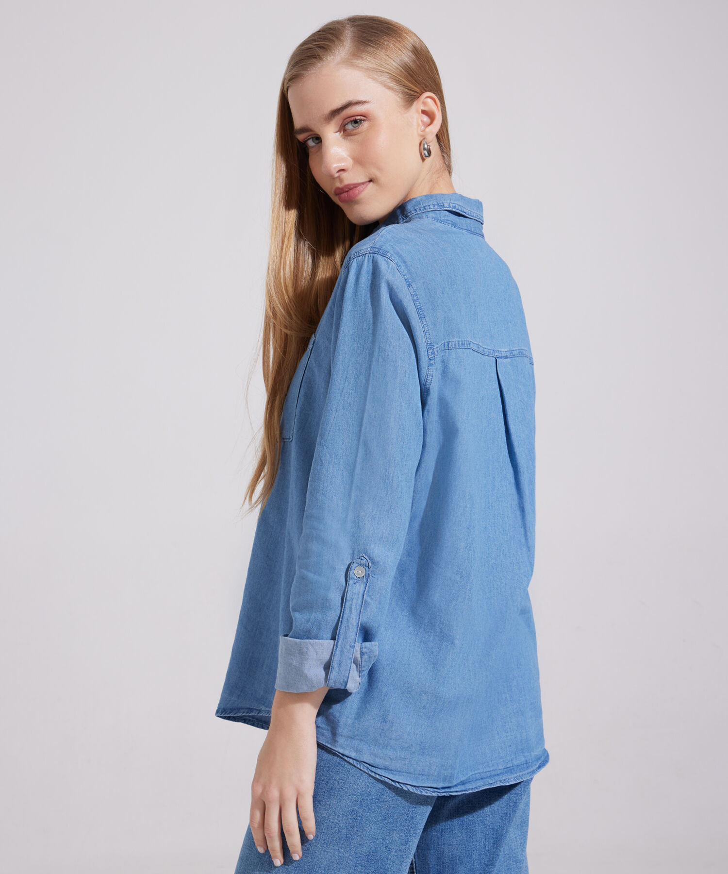 Camisa Manga Larga Tono Azul Medio