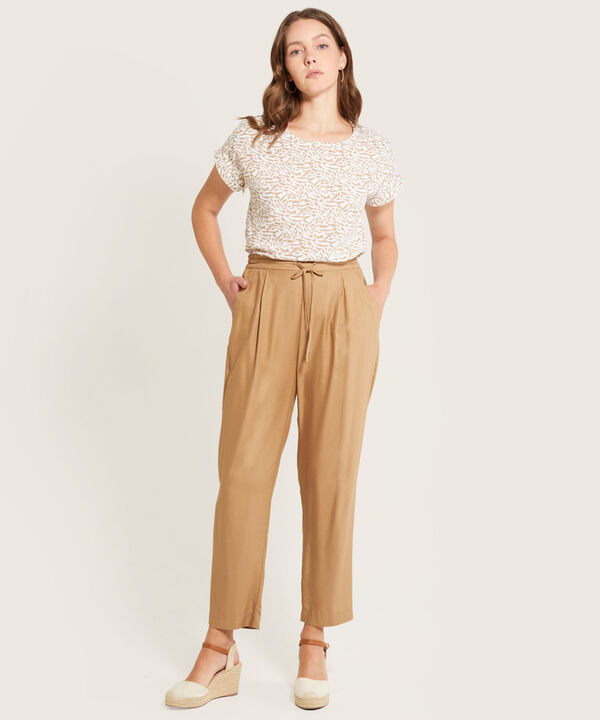Pantalon Jogger Con Punteras image number null