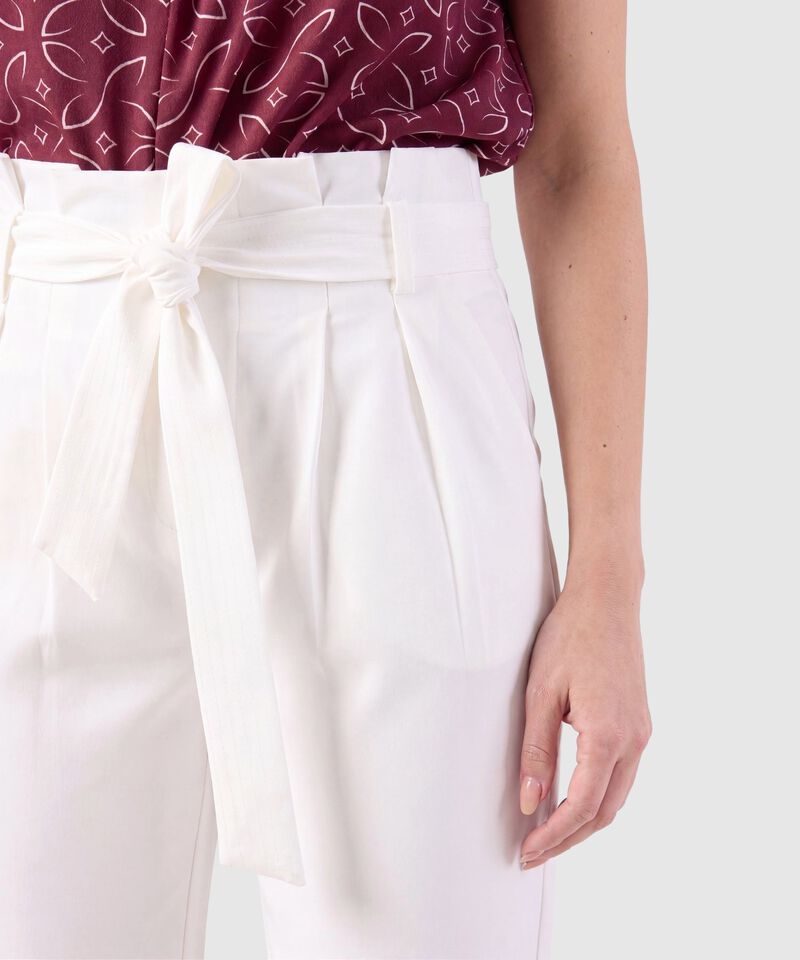Pantal&oacute;n De Tiro Alto Con Cintur&oacute;n De Amarre Mujer