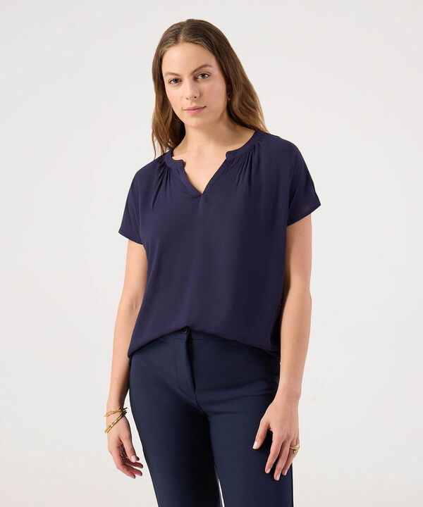 Blusa Manga Corta con Escote en V image number null